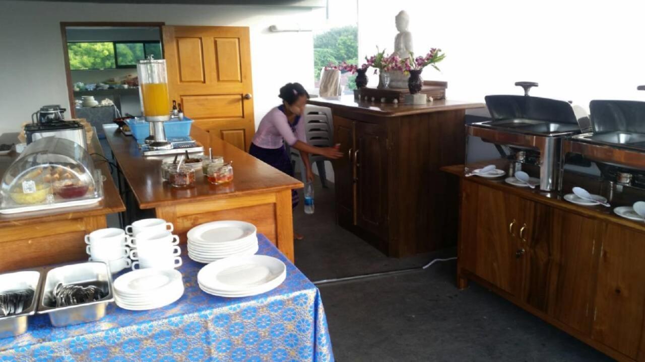 Morning Star Guesthouse Nyaung-U Buitenkant foto