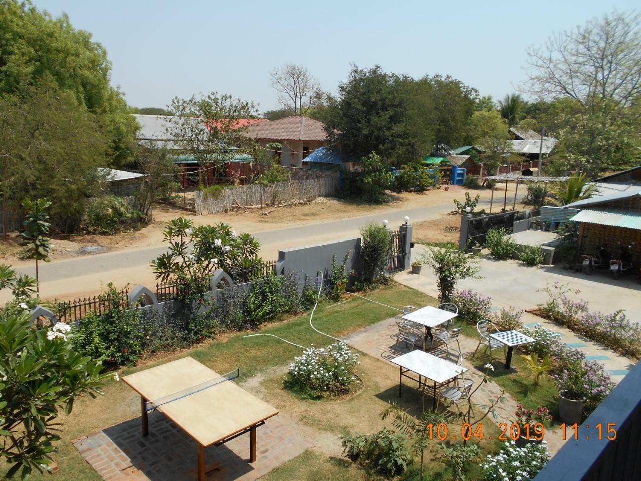 Morning Star Guesthouse Nyaung-U Buitenkant foto