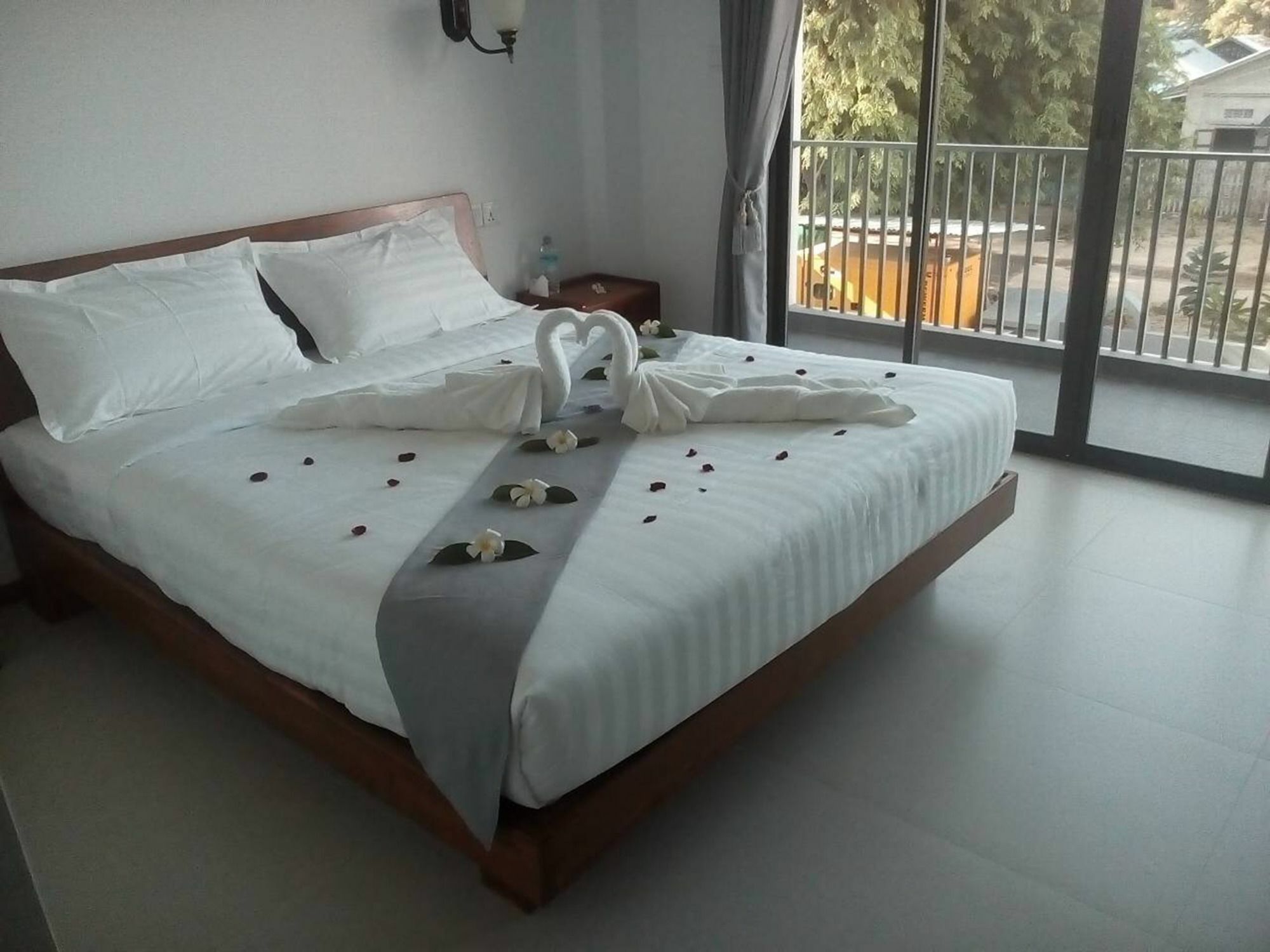 Morning Star Guesthouse Nyaung-U Buitenkant foto